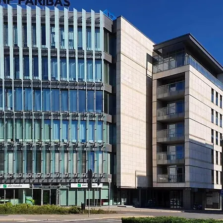 アパート Art Parking By Impero ポズナン